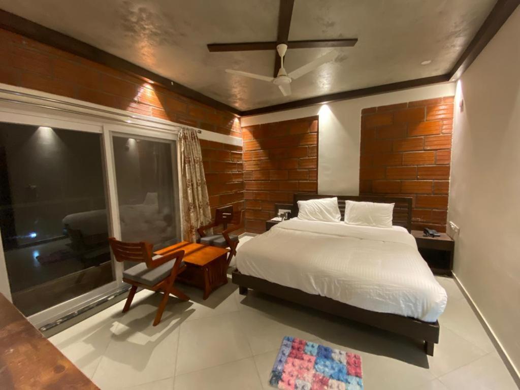 Coorg Vismaya Resort 马迪凯里 外观 照片
